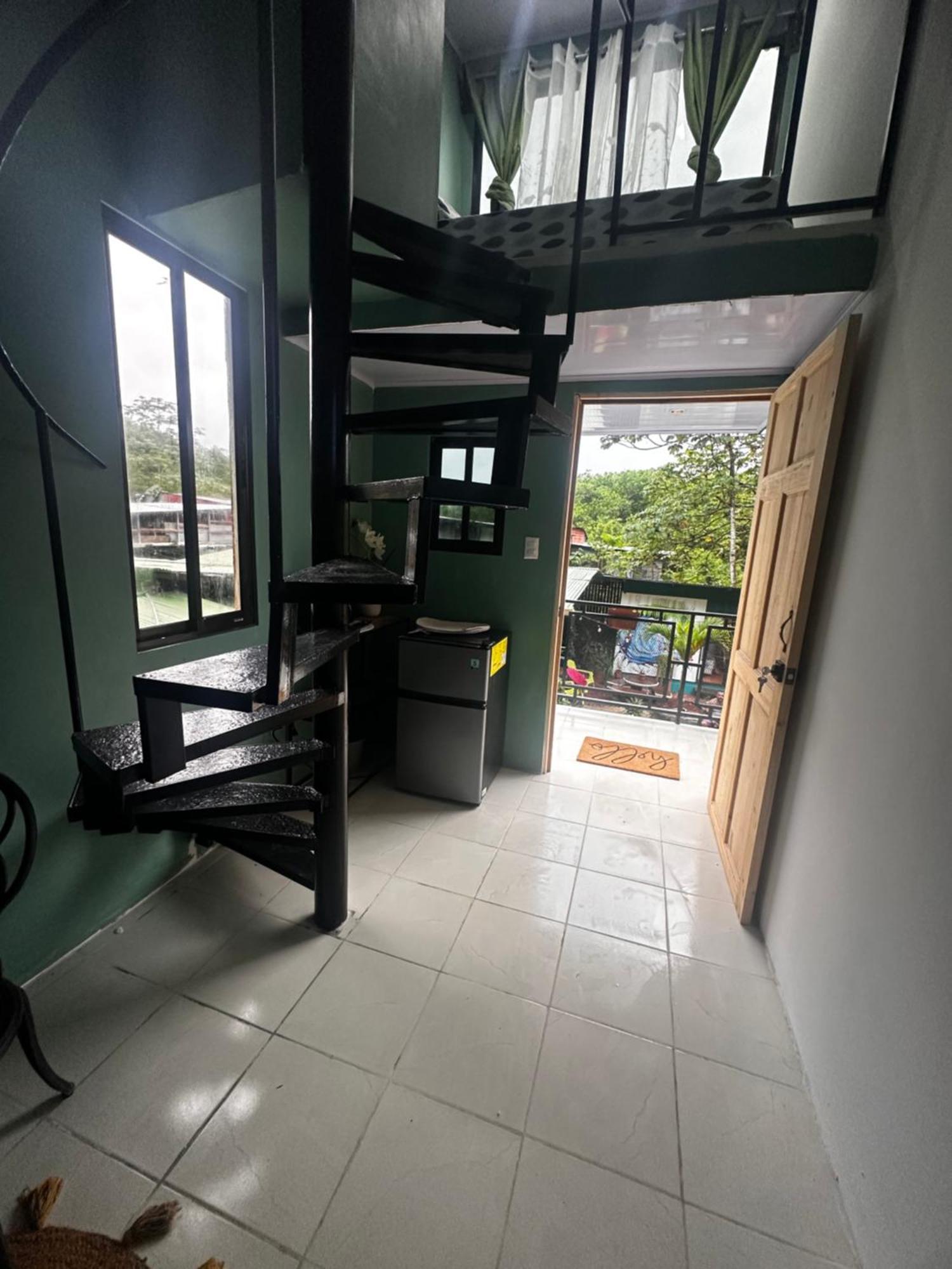 The Jungle Container Bed & Breakfast Quepos Ngoại thất bức ảnh